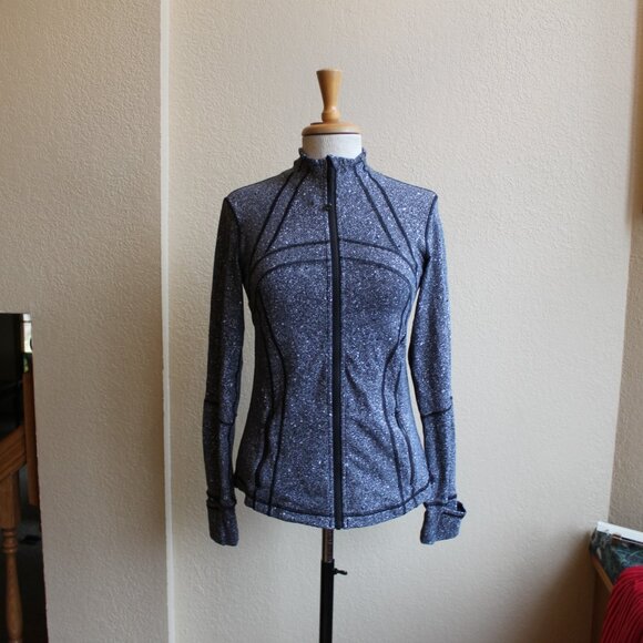 Lululemon Women's Heather Grey Nulu Define Full Zip Jacket Size 8 - Picture 1 of 3